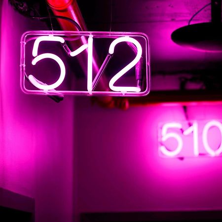 Moxy Nyc Downtown Hotel New York Ngoại thất bức ảnh